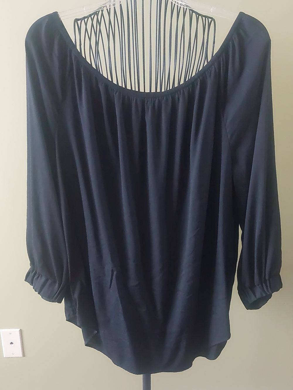 Banana Republic, XL, Black with Tiny Dots Pattern Fabric, Off-Shoulder Blouse